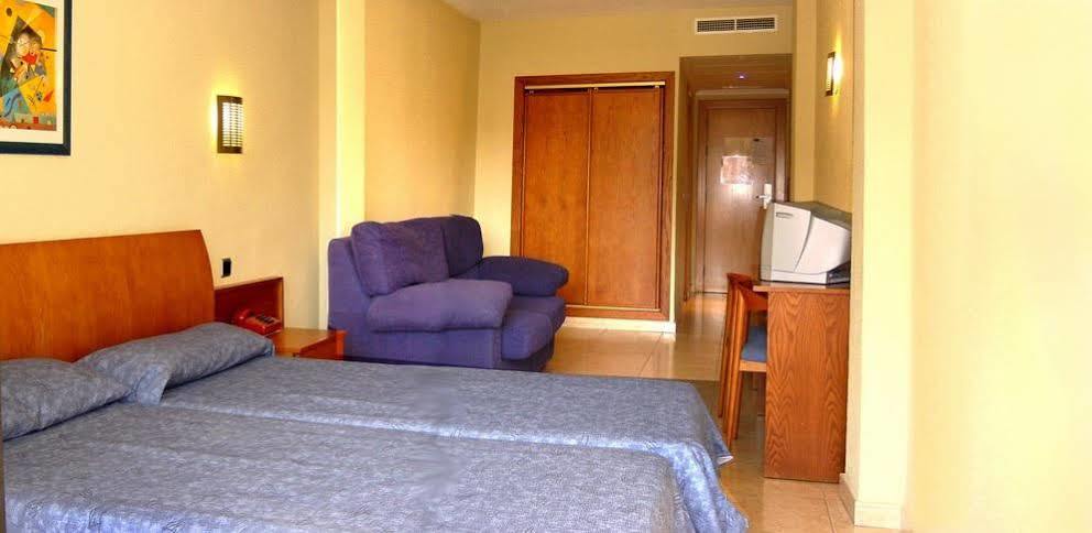 Hotel Cuco Benidorm Buitenkant foto